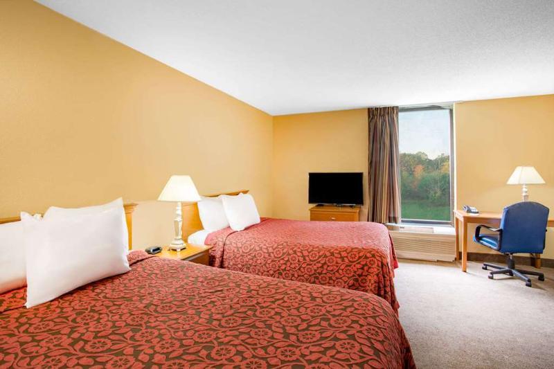 Days Inn By Wyndham Clinton - Laurens I-26 Bagian luar foto